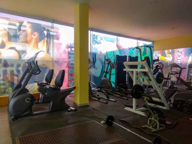 SPORT_FACILITY 1BR Comfy Teluk intan Apartment By Travelio