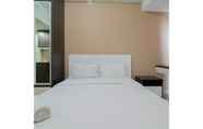 Kamar Tidur 4 Studio Simply Furnished @ Grand Dhika City Apartment By Travelio