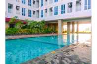 Swimming Pool Studio Clean Apartment @ Grand Dhika City By Travelio