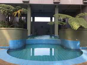 Swimming Pool 4 Studio Room Stylish Grand Asia Afrika Apartment By Travelio