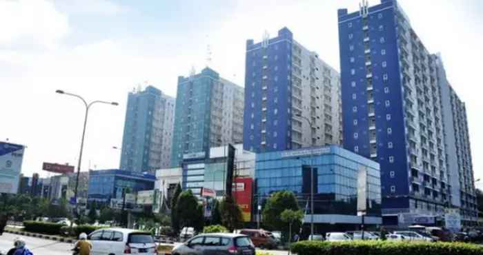 Lobi 1BR Homey Apartment Grand Center Point Bekasi By Travelio