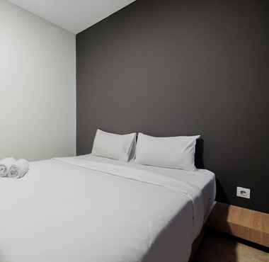 Kamar Tidur 2 3BR Comfy Pancoran L'Avenue Apartment By Travelio