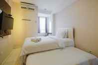 Kamar Tidur Cozy Studio at Cinere Bellevue Apartment By Travelio