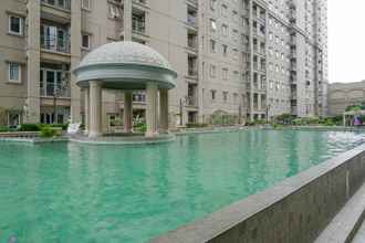 Swimming Pool 4 3BR Comfy Spacious at Grand Palace Kemayoran Apartment By Travelio