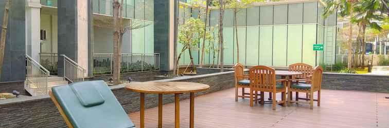 Sảnh chờ Strategic and Spacious 3BR at One Park Gandaria Apartment By Travelio