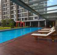 Swimming Pool 3 2BR Luxurious and Homey Lexington Apartment By Travelio