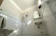 Phòng tắm bên trong 7 Apartment for Rent in Phnom Penh 56 Street 22BT