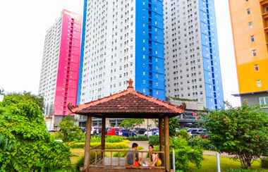 Exterior 2 2BR Great Choice at Green Pramuka Apartment By Travelio