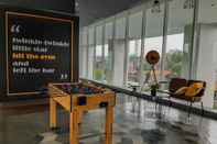 Entertainment Facility Studio Stylish and Convenient Bintaro Plaza Apartment By Travelio