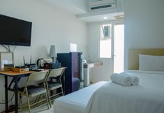 Bedroom 3 Cozy Studio Room at Margonda Residence 4 By Travelio