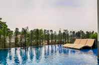 Swimming Pool Convenient 1BR Bintaro Plaza Apartment By Travelio