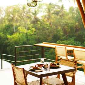 Restaurant 1 Kadewa Retreat Ubud, Hotel Air Terjun Blangsinga