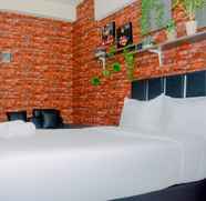 Lobi 5 Studio Comfy and Contemporer Kemang View Apartment By Travelio