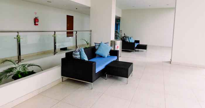 Sảnh chờ 2BR New Furnished Apartment at Capitol Park Residence By Travelio