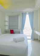 BEDROOM Minimalist Studio Room Mustika Golf Residence By Travelio