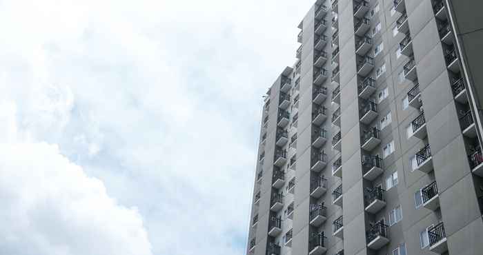 Lobi 2BR Simply Furnished Apartment at Puri Park View By Travelio