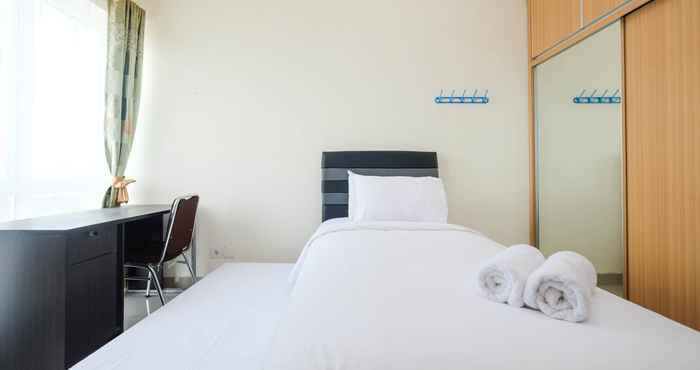 Bilik Tidur Studio Cozy Minimalist @ Taman Melati Margonda Apartment By Travelio