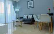 Lobi 4 2BR Classy Apartment at Menteng Park with City View By Travelio