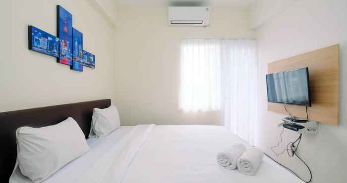 ห้องนอน Studio Homey Apartment at Bogorienze Resort By Travelio