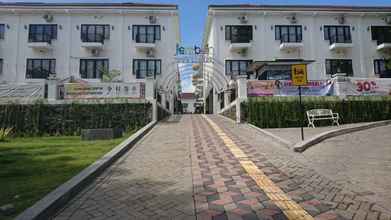 Exterior 4 Jember Town Square Apartment