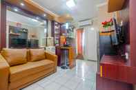 Lobby 2BR Minimalist Apartment at Kalibata City near Shopping Center By Travelio