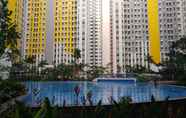 Swimming Pool 7 Spacious and Modern 2BR Springlake Summarecon Bekasi By Travelio