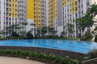 ภายนอกอาคาร Spacious and Modern 2BR Springlake Summarecon Bekasi By Travelio