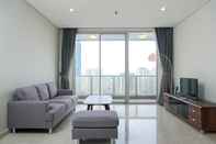 Ruang untuk Umum 2BR Elegant at The Empyreal Condominium Epicentrum Apartment By Travelio