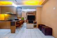 Kamar Tidur 1BR Strategic Kalibata City Apartment By Travelio