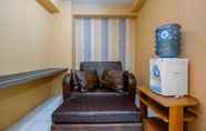 Ruang untuk Umum 6 1BR Strategic Kalibata City Apartment By Travelio