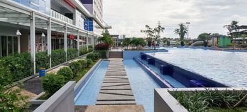 ล็อบบี้ 2 Studio Furnished with Comfortable Design Green Pramuka Apartment By Travelio
