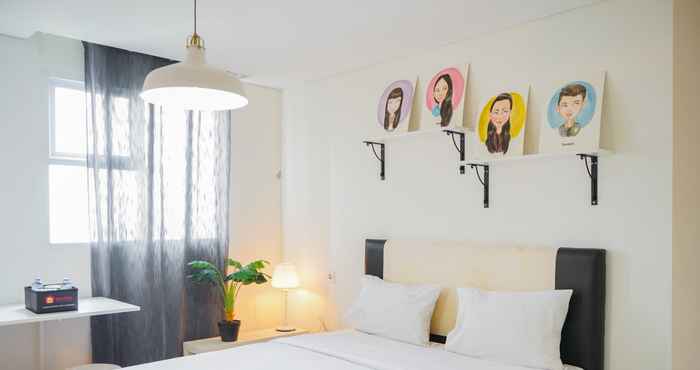 Bedroom Studio Minimalist Design Apartment at Bintaro Icon By Travelio