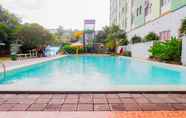 Kolam Renang 4 Minimalist 2BR at Dian Regency By Travelio