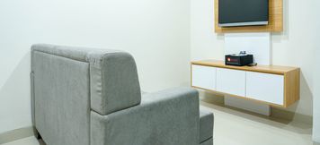 Lobi 2 2BR Homey and Modern Apartment at Atlanta Residence By Travelio