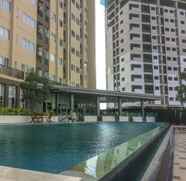 Swimming Pool 3 Studio Affordable Price Apartment at The Oasis Cikarang By Travelio