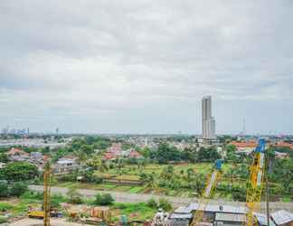 วิวและสถานที่ท่องเที่ยวใกล้เคียง 2 2BR Cozy and Relaxing Apartment @ Emerald Bintaro By Travelio