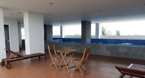 餐廳 2 Studio Minimalist Apartment at Poris 88 with City View By Travelio