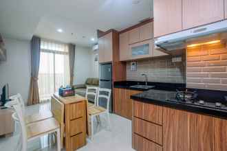 Common Space 4 Comfy 2BR Apartment at Pejaten Park By Travelio