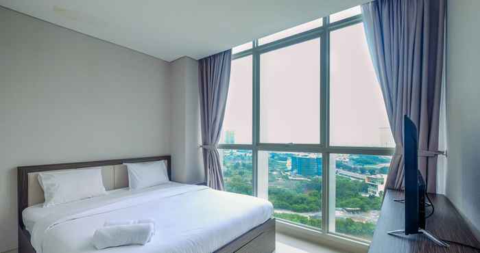 ห้องนอน 2BR Spacious at Ciputra International Apartment By Travelio