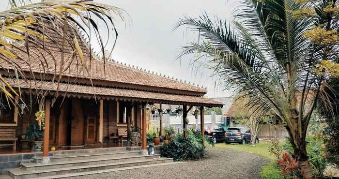 Lobby Villa Joglo Cimande