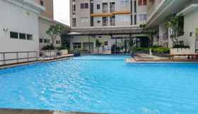 Swimming Pool 3 Modern Studio Room Pakubuwono Terrace Apartment By Travelio