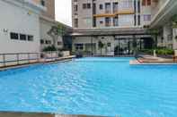 Swimming Pool Modern Studio Room Pakubuwono Terrace Apartment By Travelio