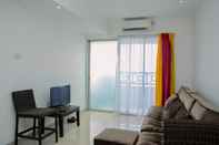 Ruang untuk Umum 2BR Comfortable Green Central City Apartment By Travelio