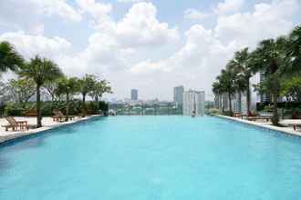 Kolam Renang 4 3BR Comfy Luxurious Gandaria Heights Apartment By Travelio