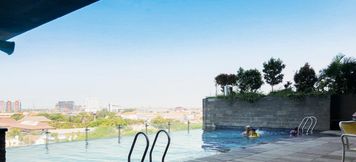 Swimming Pool 2 Studio Room Strategic and Cozy Apartment at Tamansari Papilio By Travelio