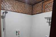 Toilet Kamar Shane Josa Resort