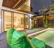 Swimming Pool 4 Namaste Villa