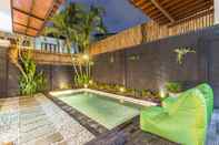 Swimming Pool Namaste Villa