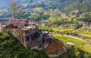 ภายนอกอาคาร 4 Muong Hoa River View homestay