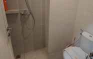 Toilet Kamar 5 Apatel Kelapa Gading Boulevard 01